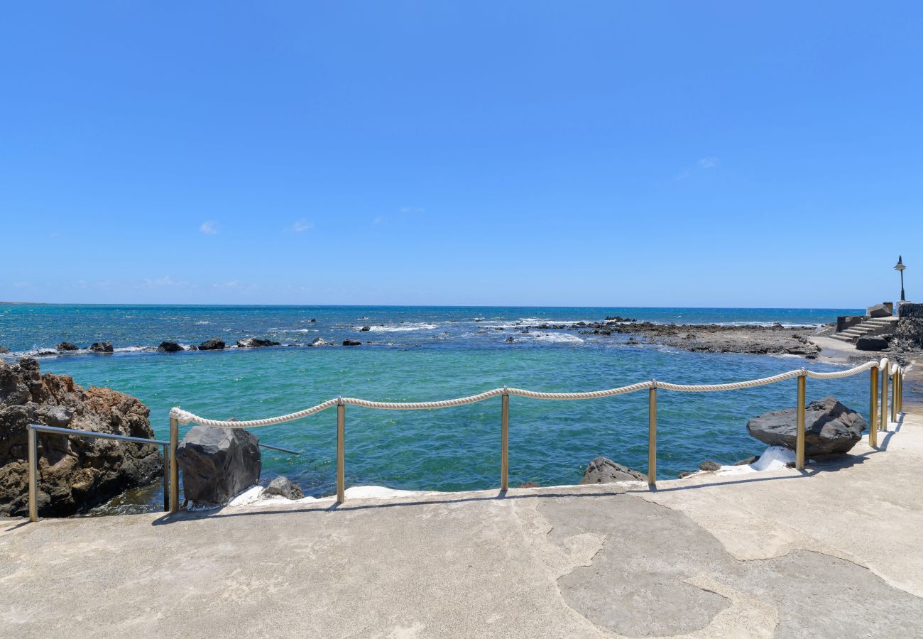 Apartment in Punta Mujeres - Casa el Alto: Lava