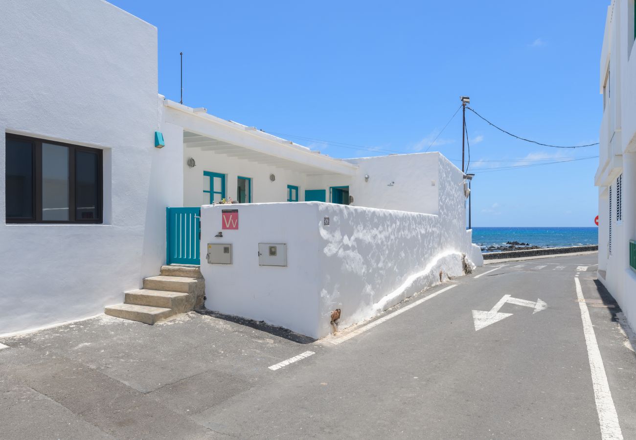 Apartment in Punta Mujeres - Casa el Alto: Lava
